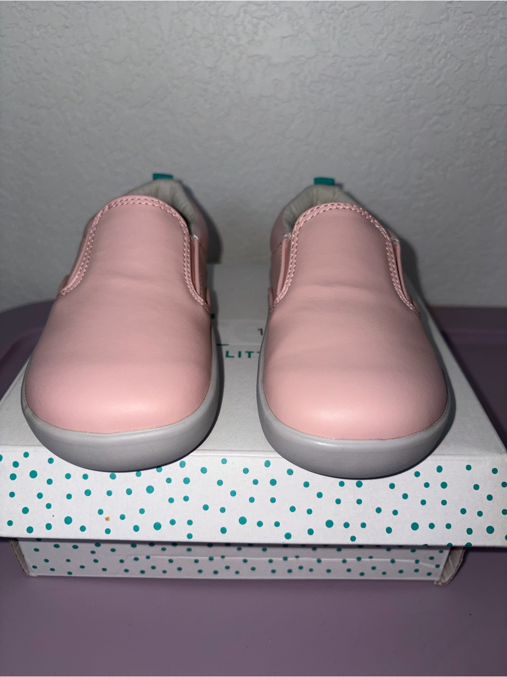 Slip-On Kids Sneakers in Soft Pink